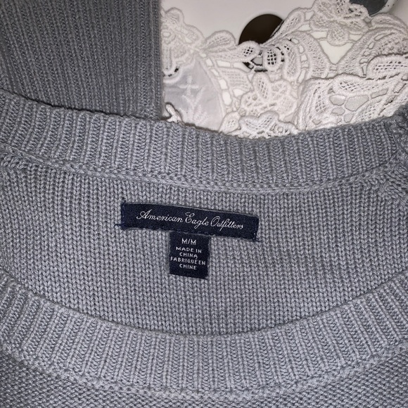 American Eagle Sweater Grey & Lace - Picture 3 of 3